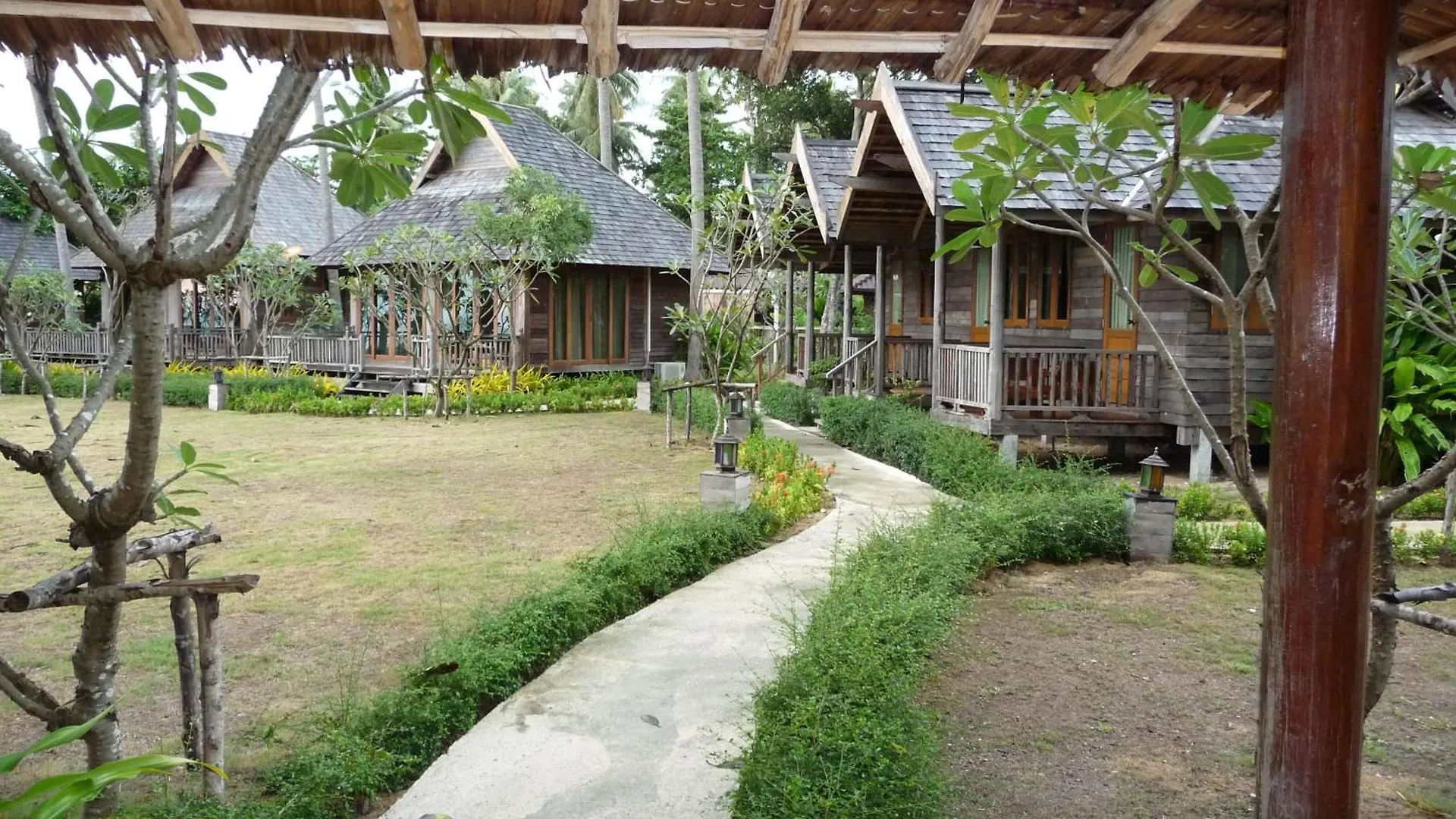 New Ozone Resort&Spa Ko Lanta